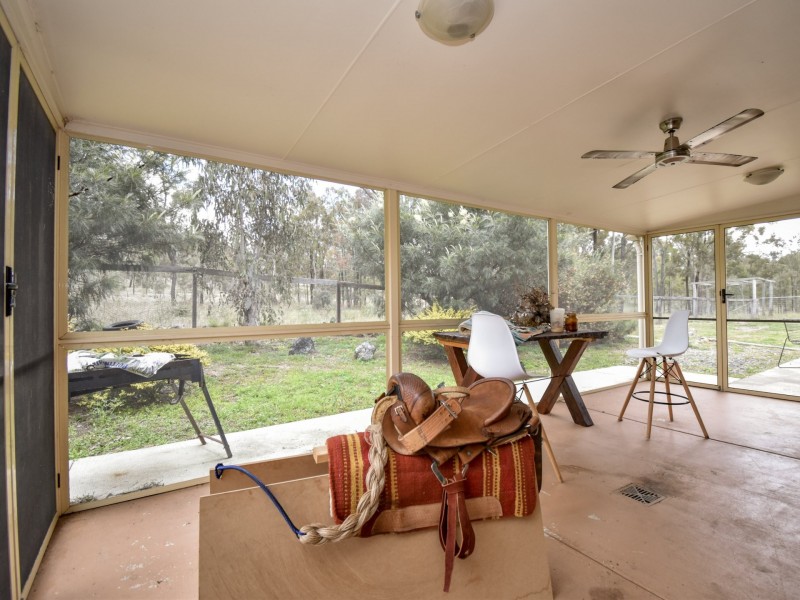 69 Iron Bark Lane, Leslie Dam QLD 4370