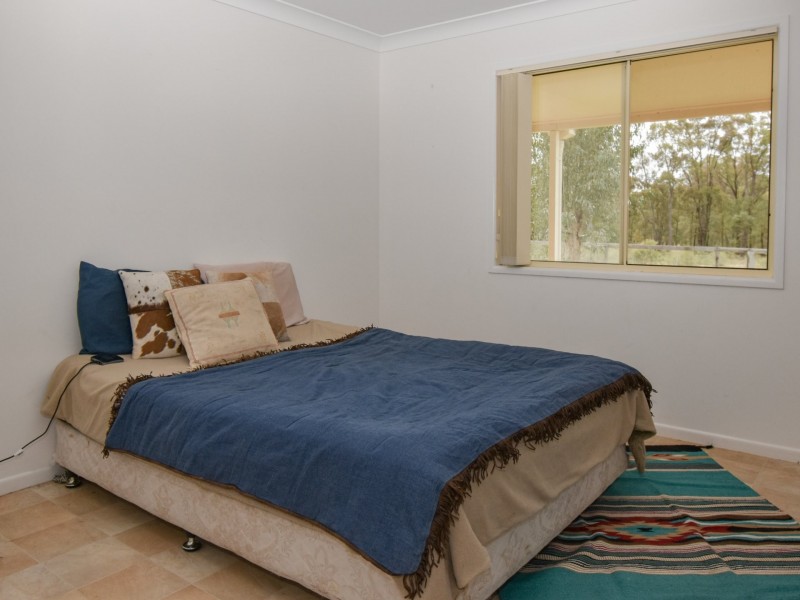 69 Iron Bark Lane, Leslie Dam QLD 4370