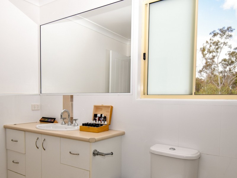 69 Iron Bark Lane, Leslie Dam QLD 4370