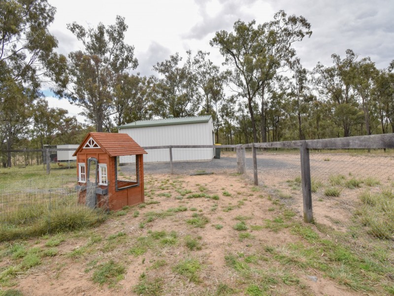 69 Iron Bark Lane, Leslie Dam QLD 4370