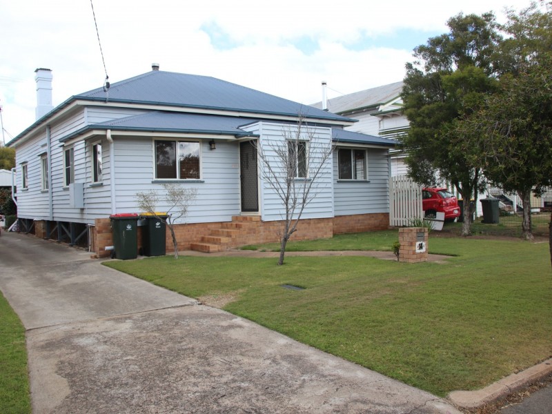 14 Wood Street, Warwick QLD 4370