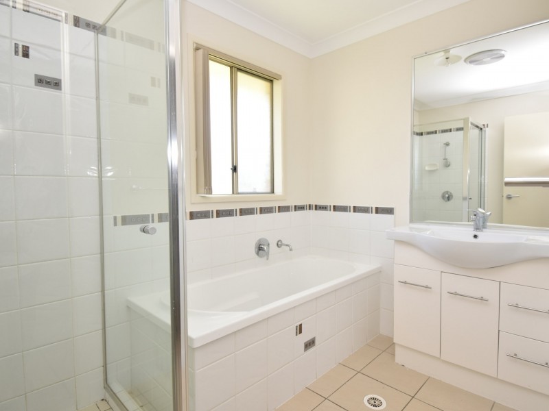 6 Iceberg Court, Warwick QLD 4370