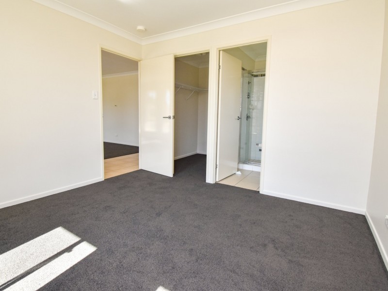 6 Iceberg Court, Warwick QLD 4370