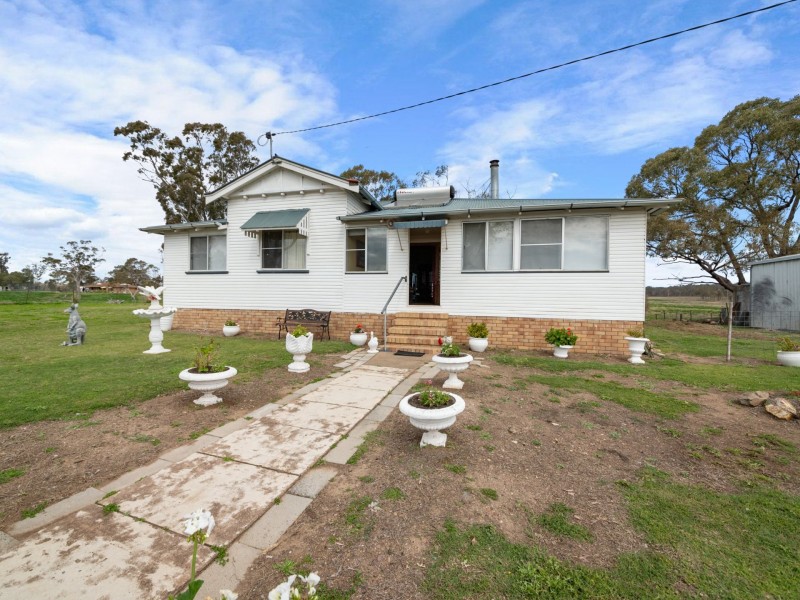 4168 Leyburn-Cunningham Road, Wheatvale QLD 4370