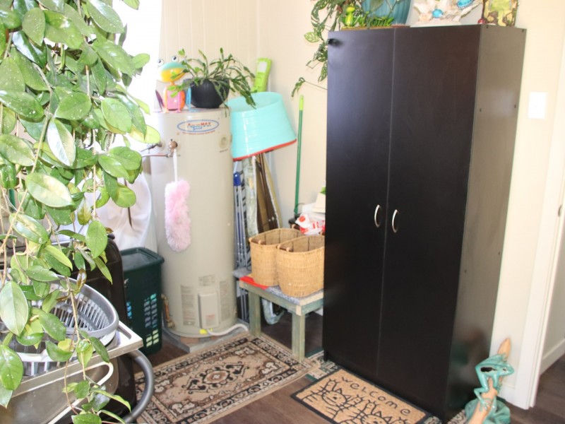 99 Baron Street, Hendon QLD 4362