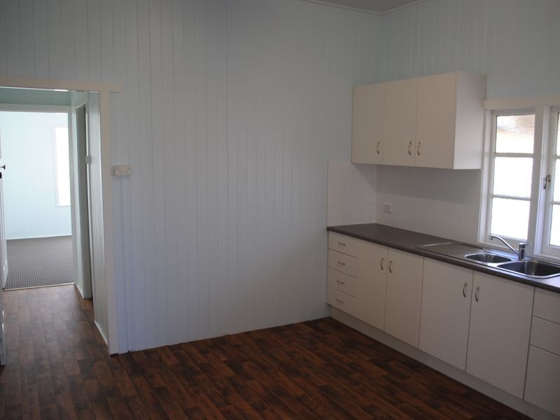 17 Dragon Street, Warwick QLD 4370