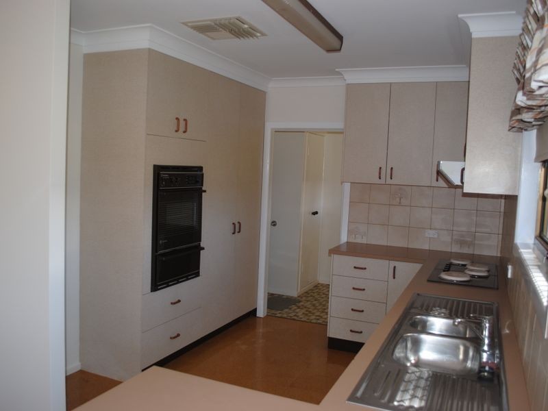 25 Hawker Road, Warwick QLD 4370