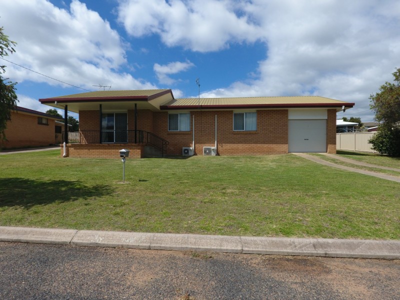 16 Wilkinson Street, Warwick QLD 4370