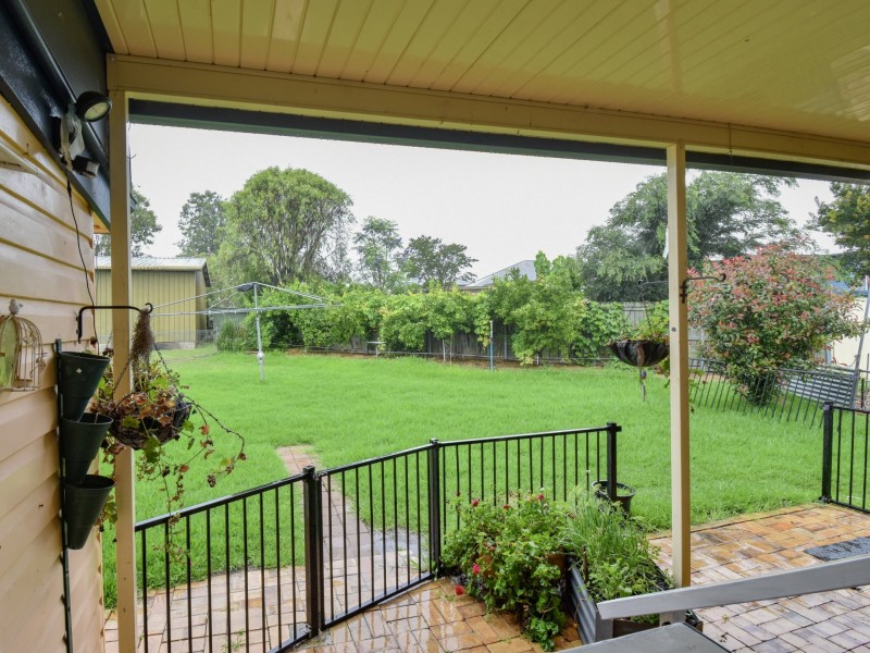 4 Thomas Street, Warwick QLD 4370