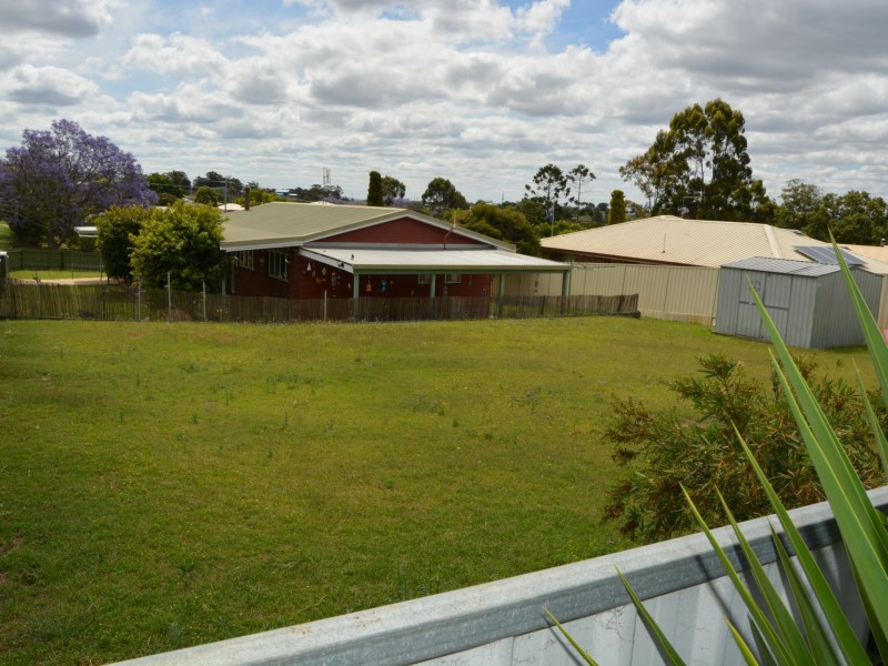 123 Locke Street, Warwick QLD 4370