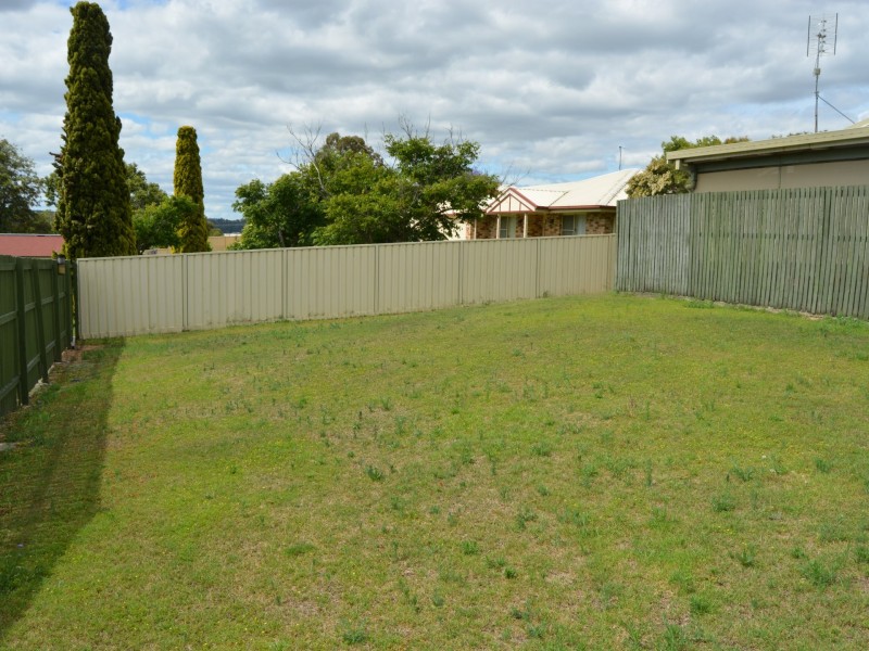 123 Locke Street, Warwick QLD 4370