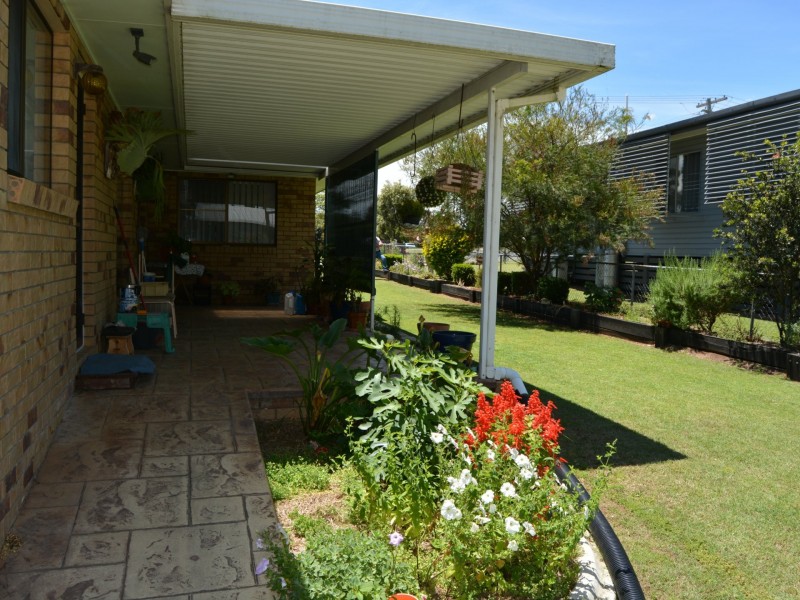 10 Rowland Street, Warwick QLD 4370