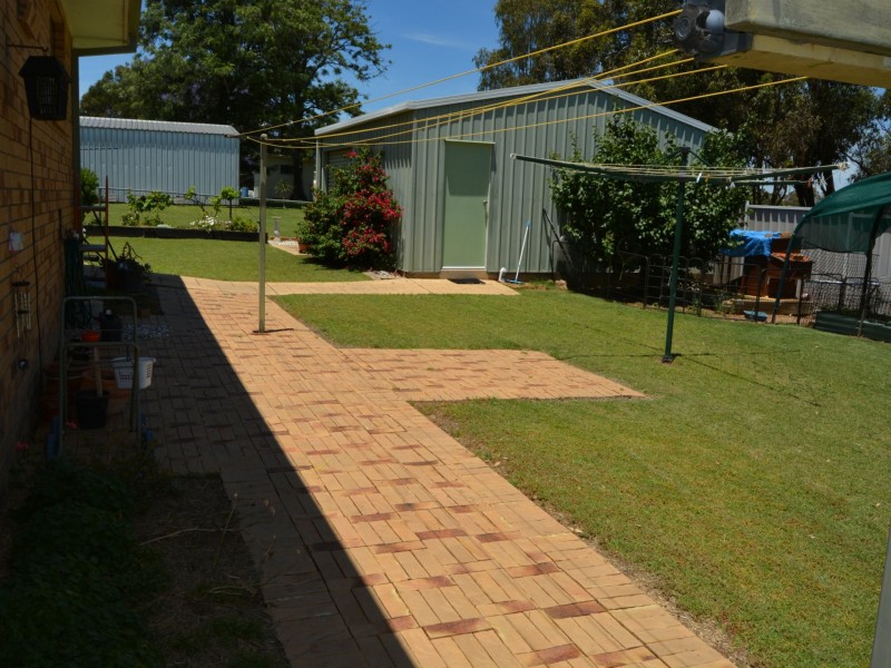 10 Rowland Street, Warwick QLD 4370