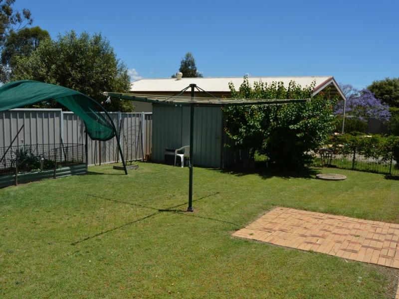 10 Rowland Street, Warwick QLD 4370