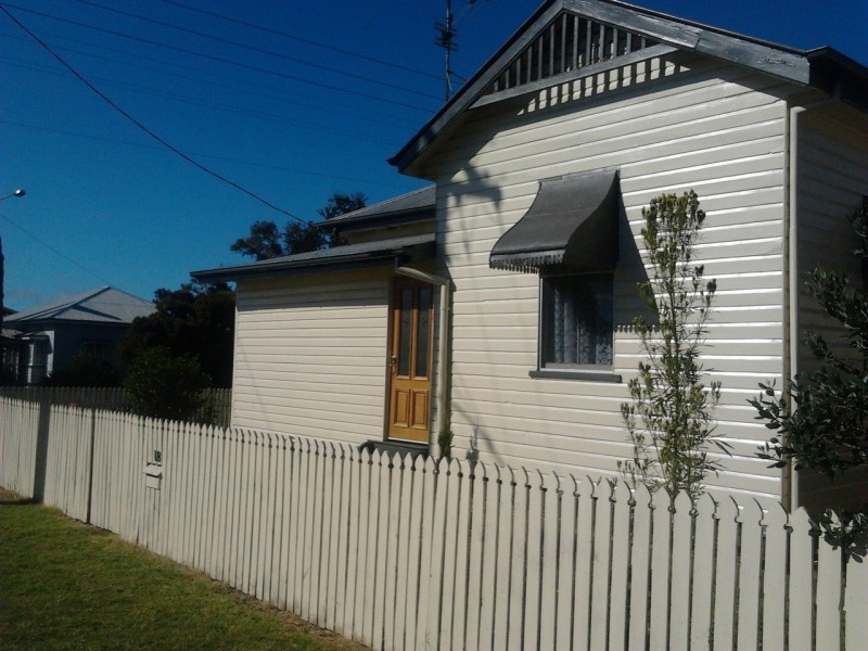 18 Pratten Street, Warwick QLD 4370