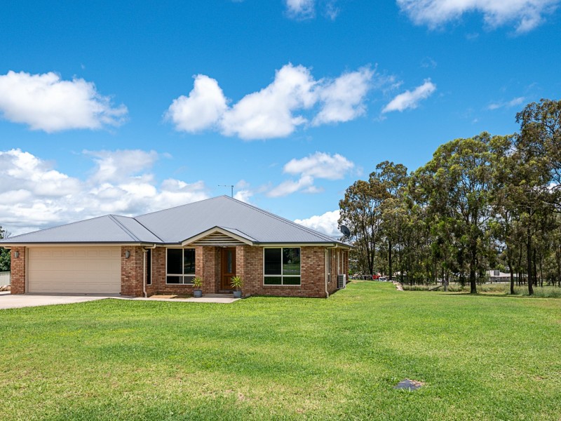 52 Flynn Drive, Warwick QLD 4370