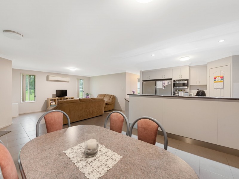 52 Flynn Drive, Warwick QLD 4370