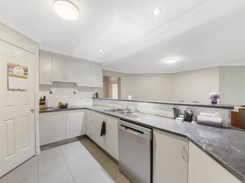 52 Flynn Drive, Warwick QLD 4370