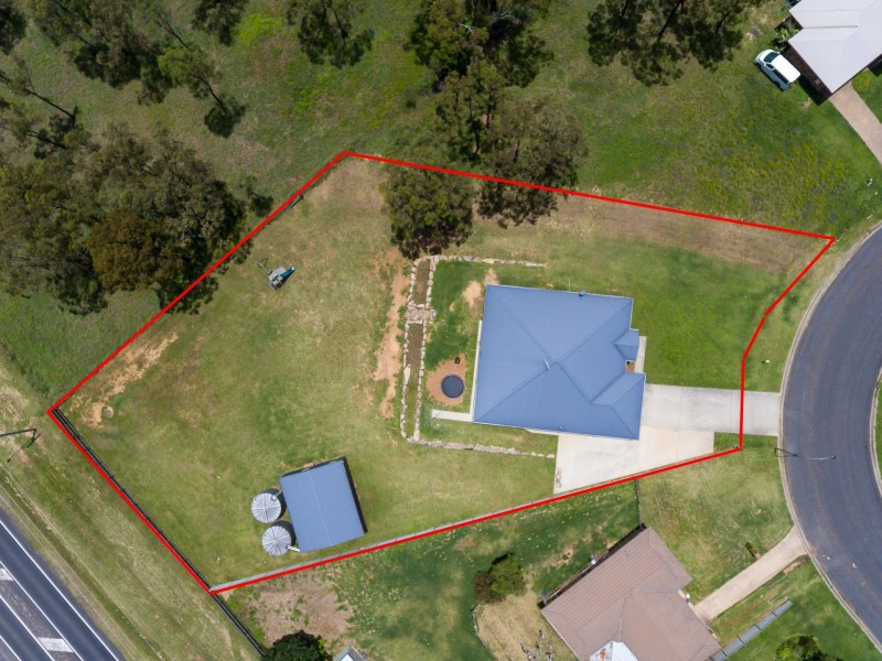 52 Flynn Drive, Warwick QLD 4370