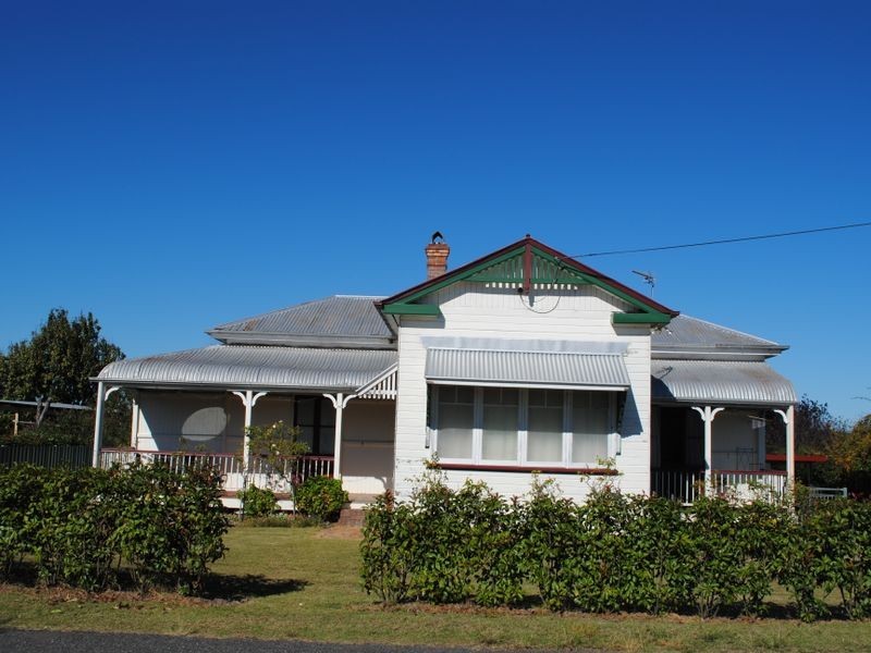 4 Mary Street, Warwick QLD 4370