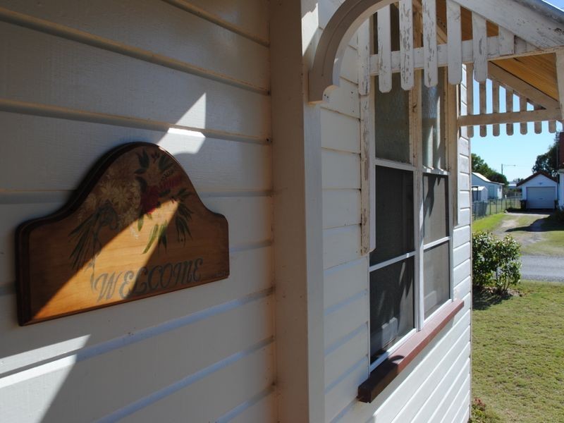 4 Mary Street, Warwick QLD 4370