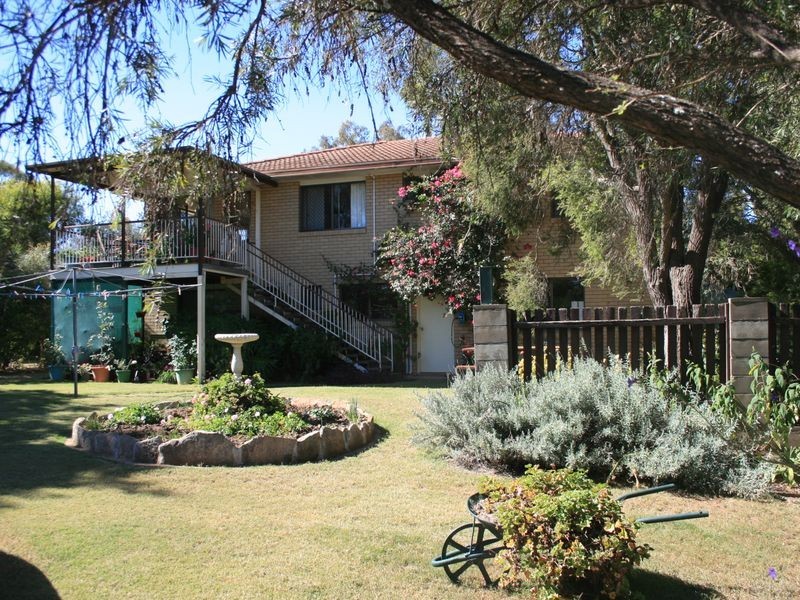 5 ANN ST, Warwick QLD 4370