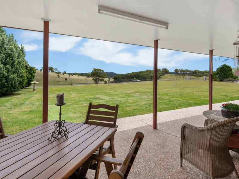 4 Browns Road, Dalveen QLD 4374