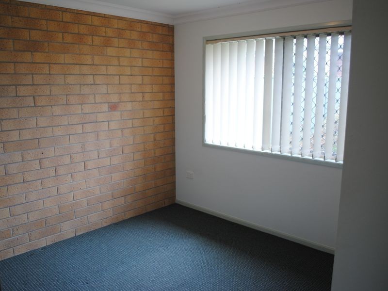 2/20 Myrtle Avenue, Warwick QLD 4370