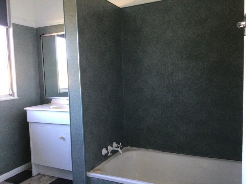 46-48 Acacia Street, Killarney QLD 4373