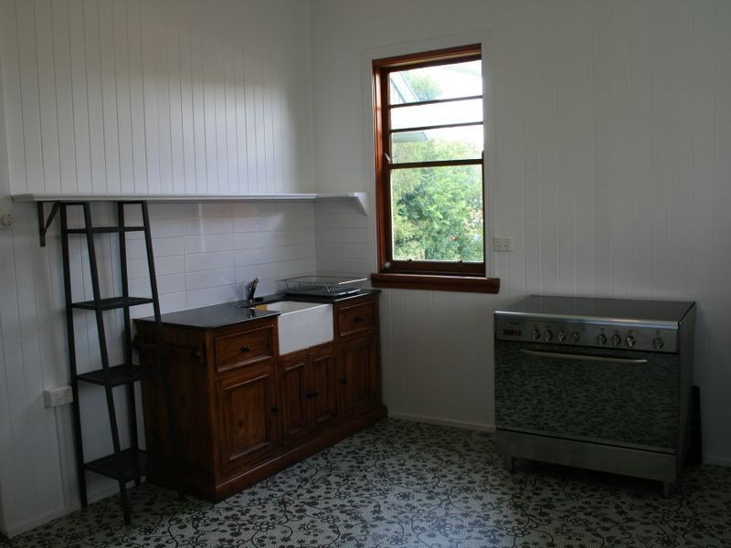 92 Dragon Street, Warwick QLD 4370