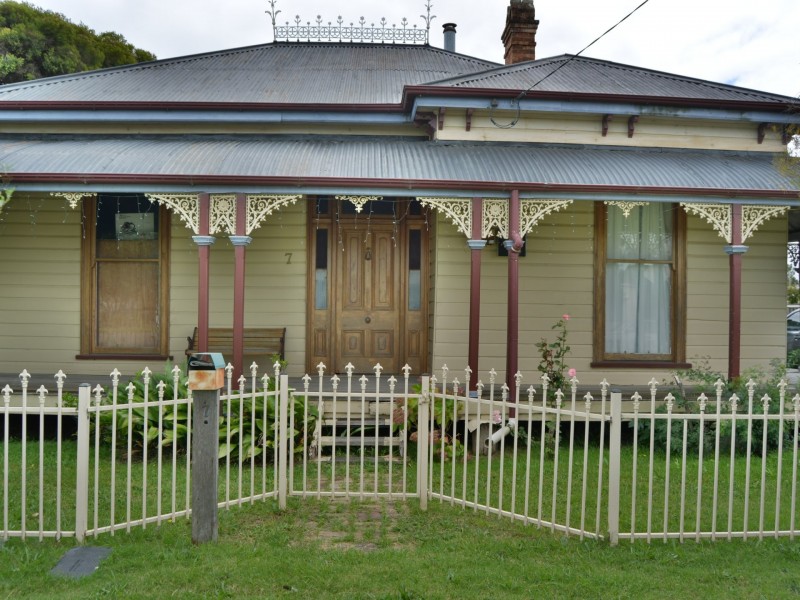 7 King Street, Warwick QLD 4370