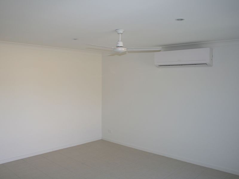 Unit 2 208 Wood Street, Warwick QLD 4370