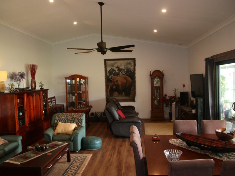 18079 Cunningham Highway, Karara QLD 4352