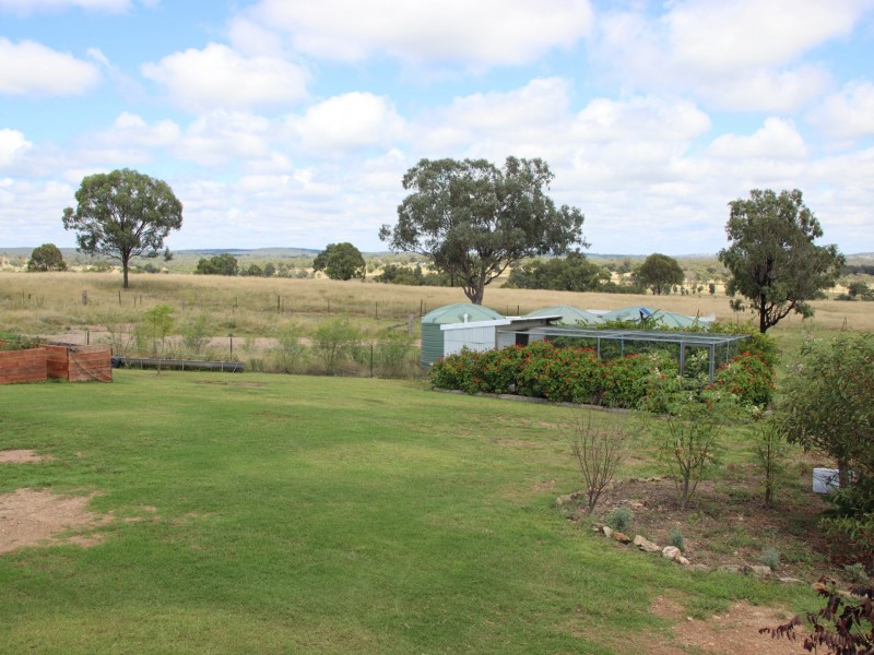 18079 Cunningham Highway, Karara QLD 4352