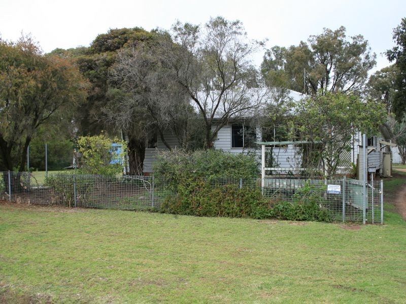 13977 Cunningham Highway, Warwick QLD 4370