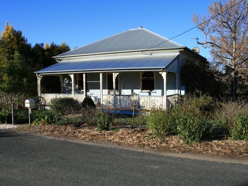 8 Mary Street, Warwick QLD 4370