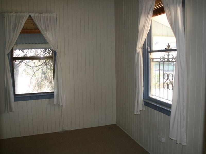 8 Mary Street, Warwick QLD 4370