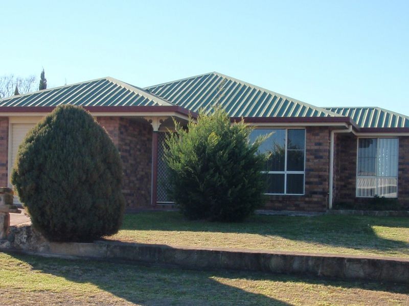 13 Flynn Drive, Warwick QLD 4370