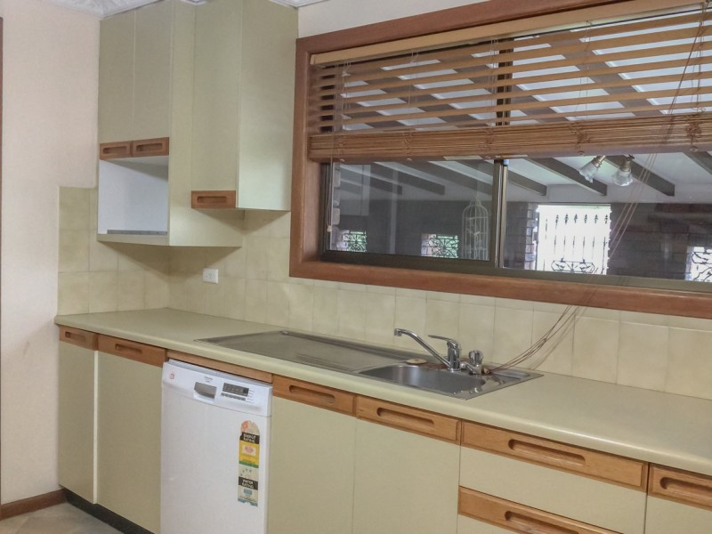 32 Fairway Drive, Warwick QLD 4370