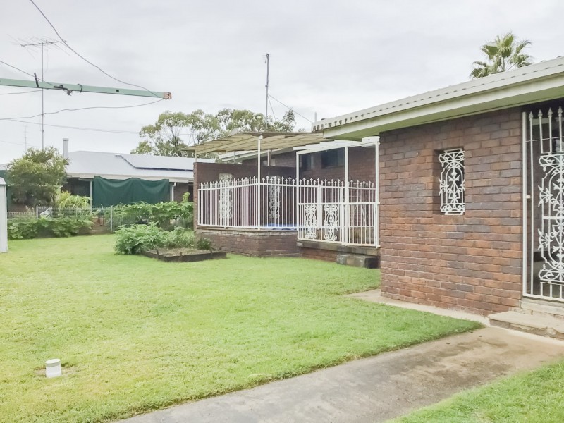 32 Fairway Drive, Warwick QLD 4370