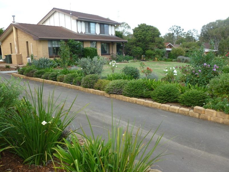 11 Hawker Road, Warwick QLD 4370