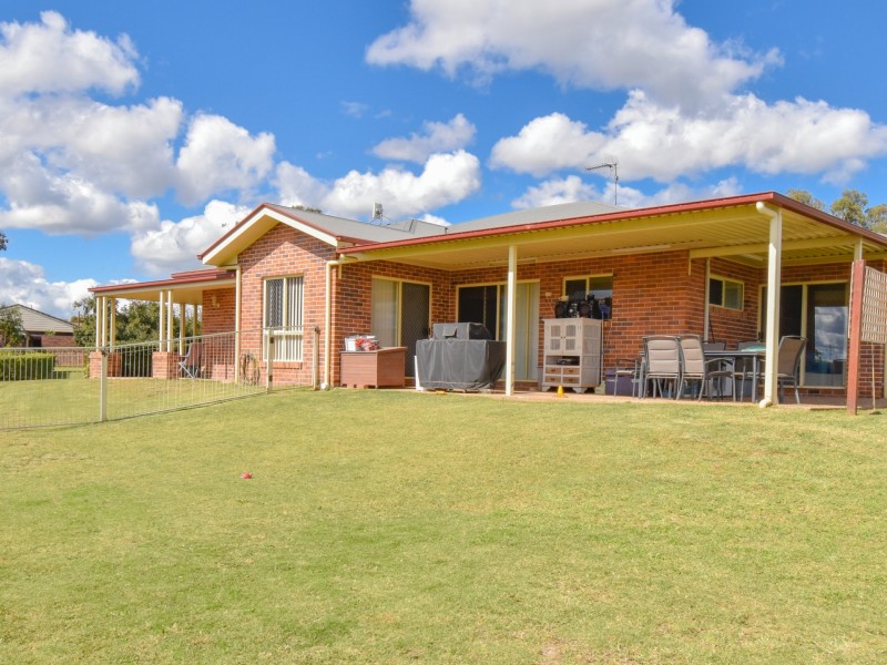 13 Colwar Court, Warwick QLD 4370
