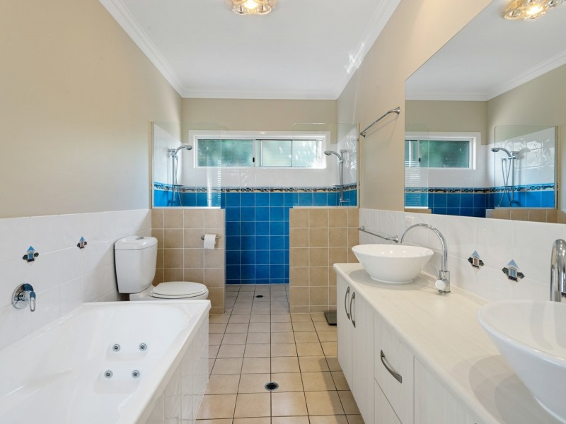 65 Churchill Drive, Warwick QLD 4370