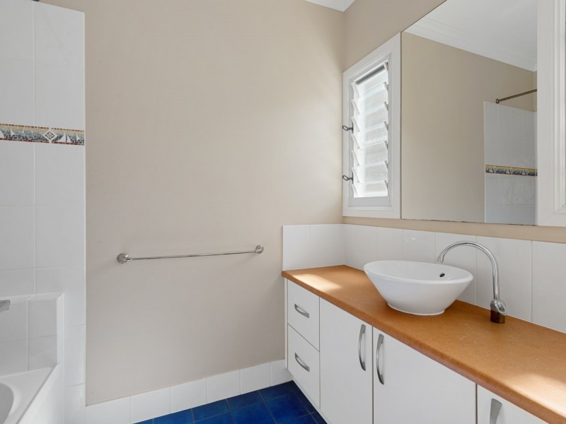 65 Churchill Drive, Warwick QLD 4370