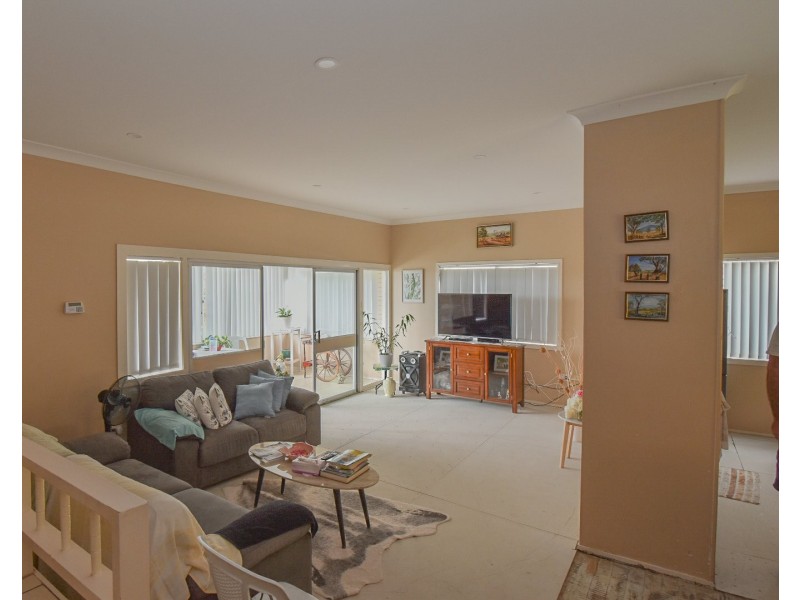 27 Redgwell Street, Warwick QLD 4370