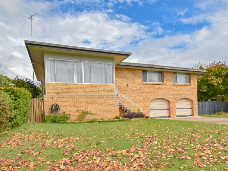 27 Redgwell Street, Warwick QLD 4370