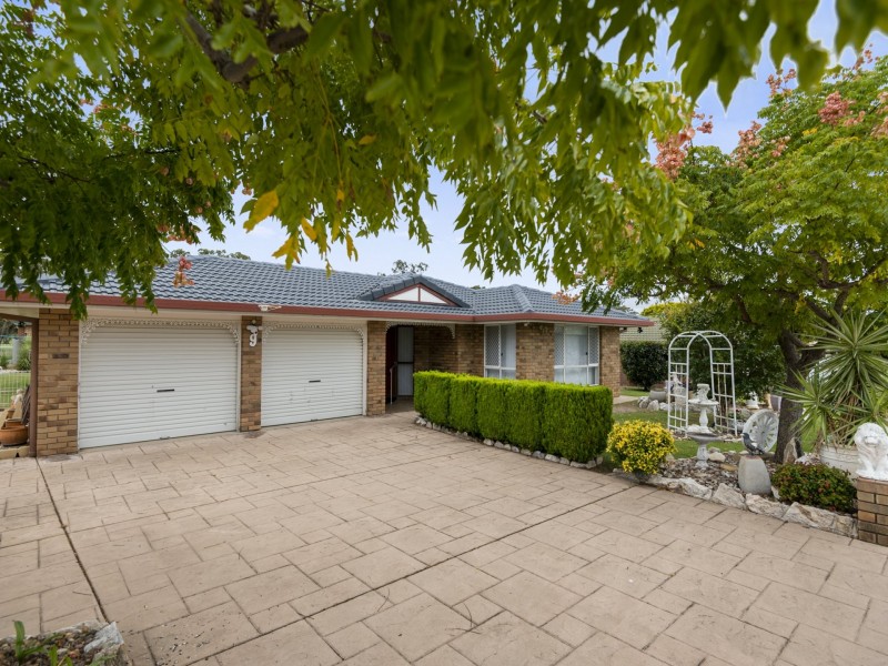 9 Golf Links Avenue, Warwick QLD 4370