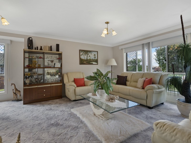 9 Golf Links Avenue, Warwick QLD 4370