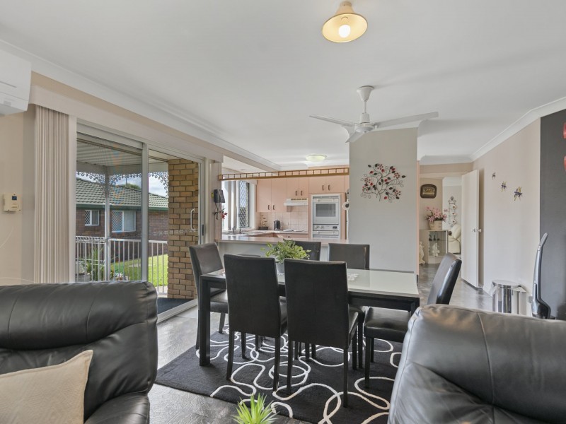 9 Golf Links Avenue, Warwick QLD 4370