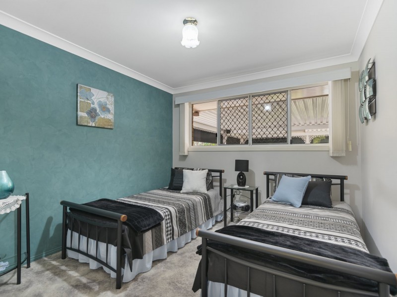 9 Golf Links Avenue, Warwick QLD 4370